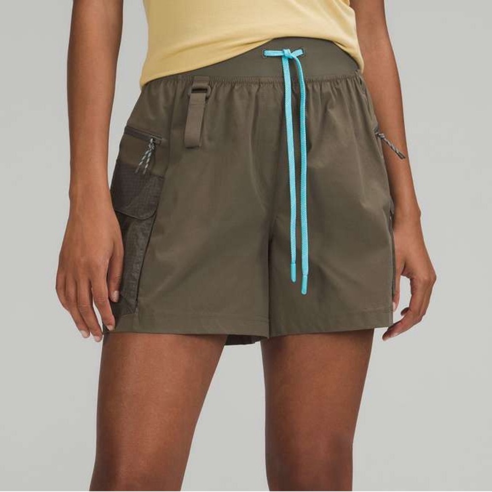 Lululemon Multi Pocket Cargo Hiking Short